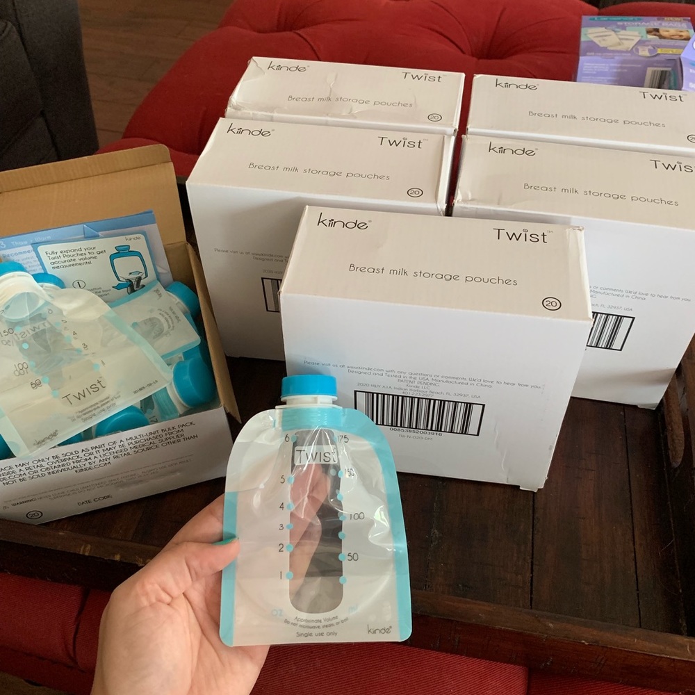 120 breast milk storage bags from kiinde